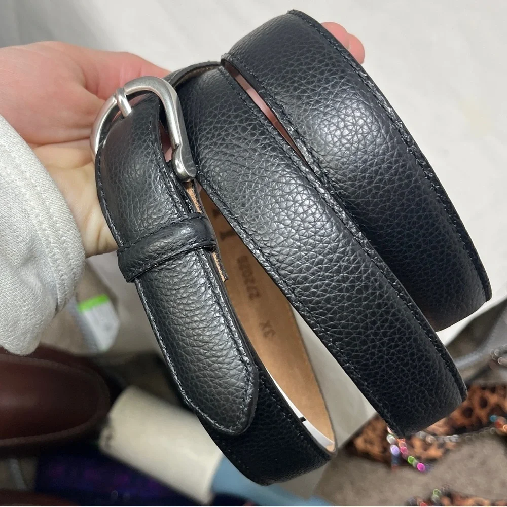 LL Bean Men's Black Full Grain Pebbled Leather Belt Silver Buckle Size 3X